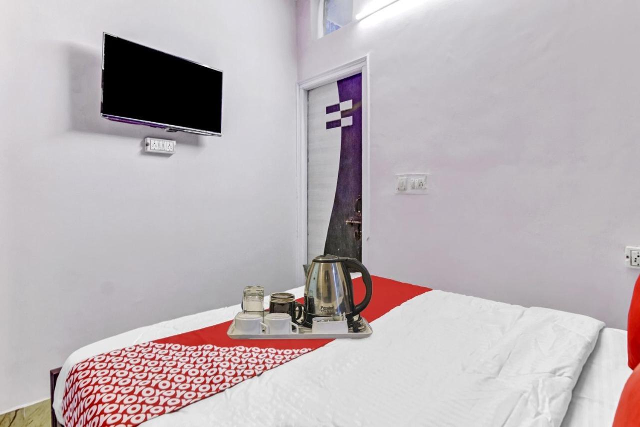 Oyo Sun Shine Laxmi Nagar Hotel
